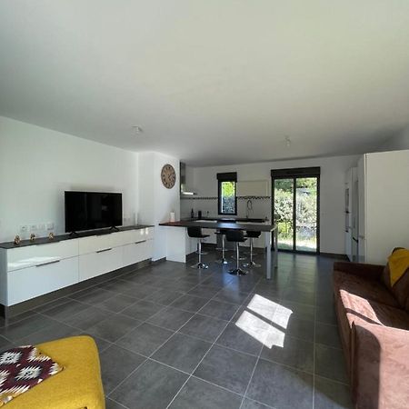 Appartement A Deux Pas De La Plage Аячо Екстериор снимка